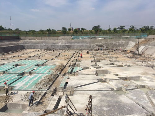 重点工程系列报道七 建筑工程铸就时代丰碑